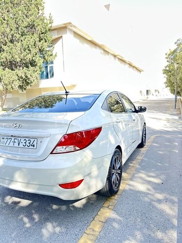 Hyundai Accent 2016, 98,000 km - 1.6 l - Bakı