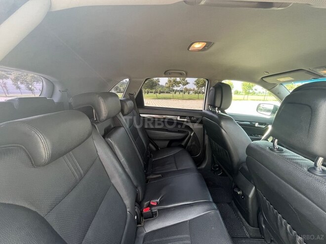 Kia Sorento 2011, 255,000 km - 2.0 l - Bakı