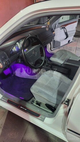 Mercedes C 200 1995, 384,000 km - 2.0 l - Mingəçevir
