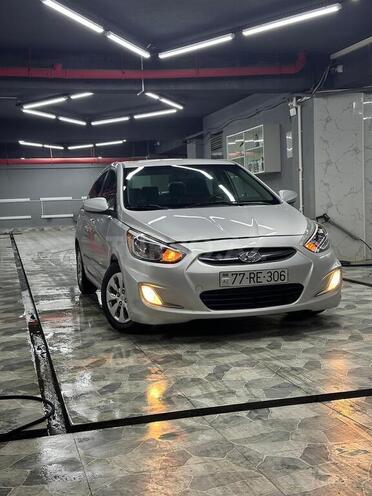 Hyundai Accent 2016, 230,000 km - 1.6 l - Bakı
