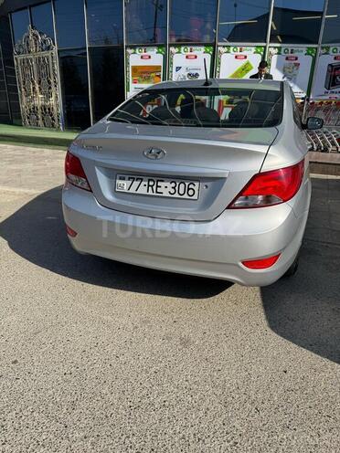 Hyundai Accent 2016, 230,000 km - 1.6 l - Bakı
