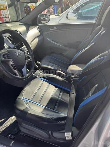 Hyundai Accent 2016, 230,000 km - 1.6 l - Bakı