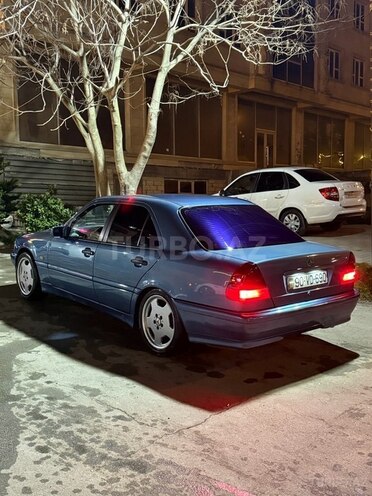 Mercedes C 240 1999, 404,000 km - 2.4 л - Bakı