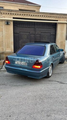 Mercedes C 240 1999, 404,000 km - 2.4 л - Bakı