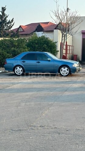 Mercedes C 240 1999, 404,000 km - 2.4 л - Bakı