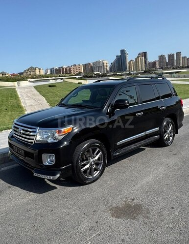 Toyota Land Cruiser-3