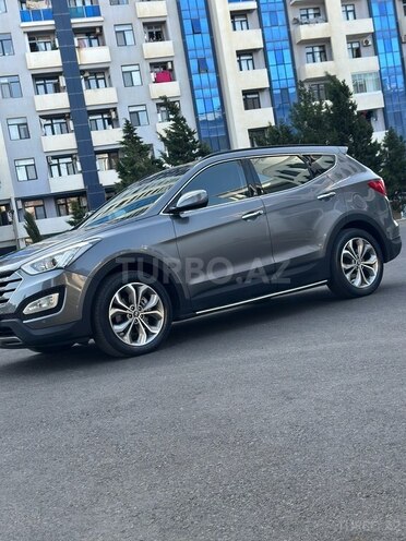 Hyundai Santa Fe-5