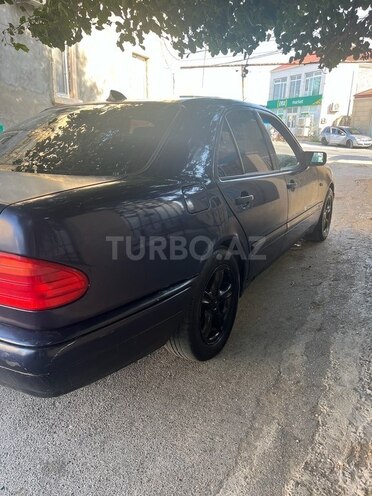 Mercedes E 220 d 1999, 455,555 km - 2.2 l - Bakı