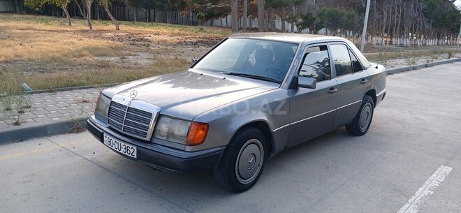 Mercedes E 200 d 1993, 234,123 km - 2.0 л - Bakı