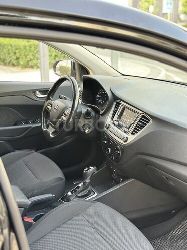 Hyundai Accent 2019, 121,000 km - 1.6 l - Bakı