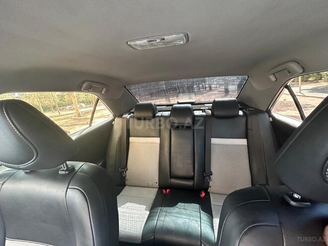 Toyota Camry-12