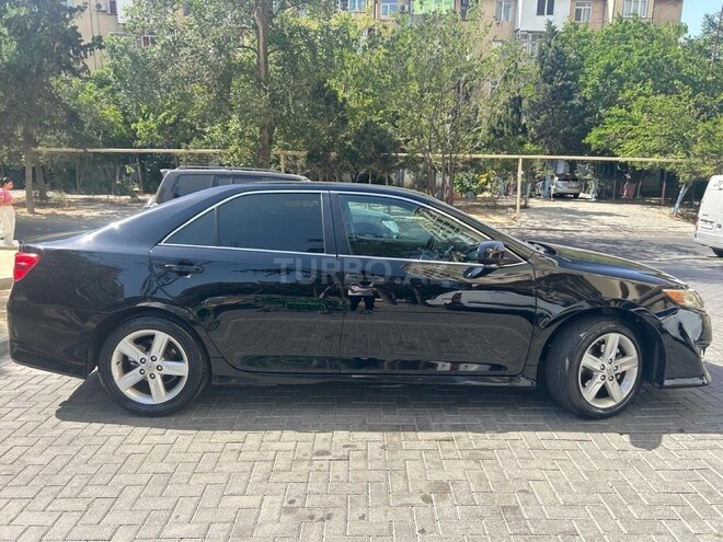 Toyota Camry-4