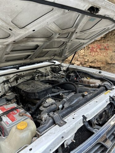 Nissan Patrol 1998, 550,000 km - 4.2 l - Bakı