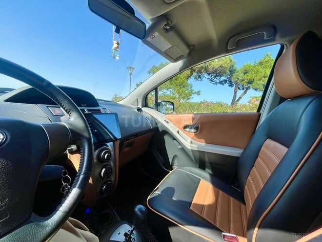 Toyota Yaris 2011, 96,000 km - 1.3 l - Bakı