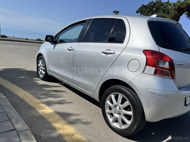 Toyota Yaris 2011, 96,000 km - 1.3 l - Bakı