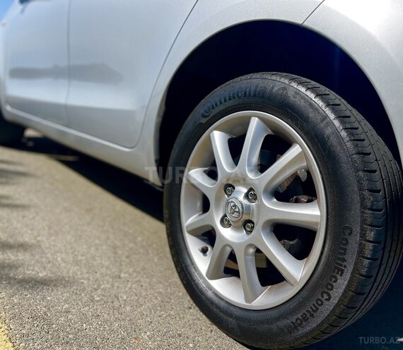 Toyota Yaris 2011, 96,000 km - 1.3 l - Bakı
