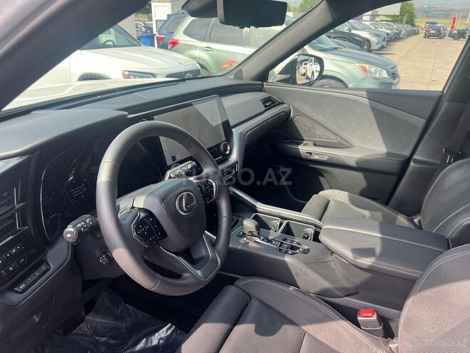 Lexus  2025, 5,400 km - 2.4 l - Bakı
