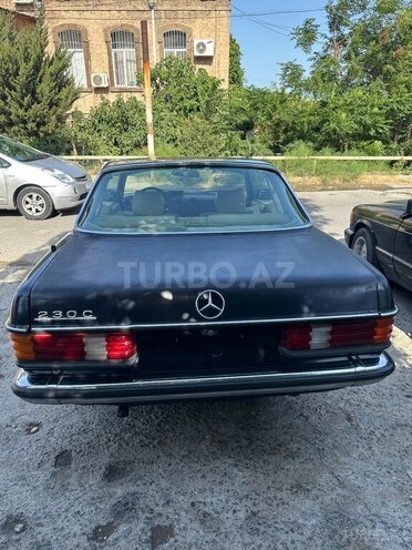 Mercedes E 230 1981, 300,000 km - 2.3 л - Bakı