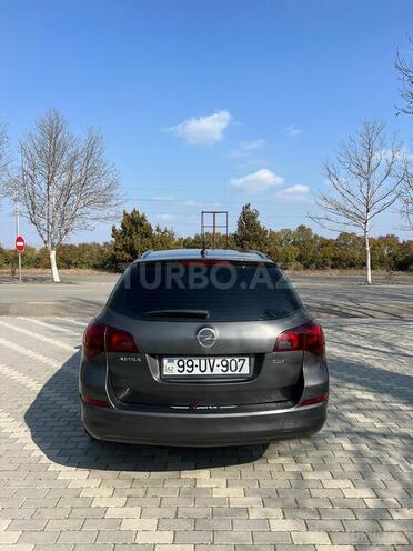 Opel Astra 2011, 423,200 km - 1.7 l - Bakı