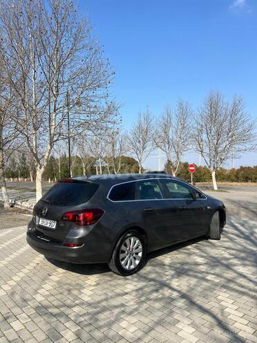 Opel Astra 2011, 423,200 km - 1.7 l - Bakı