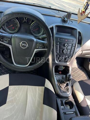 Opel Astra 2011, 423,200 km - 1.7 l - Bakı