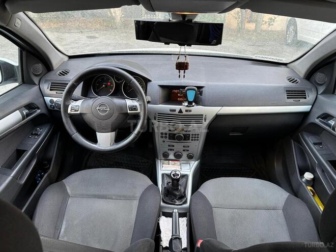Opel Astra 2009, 420,000 km - 1.3 l - Bakı