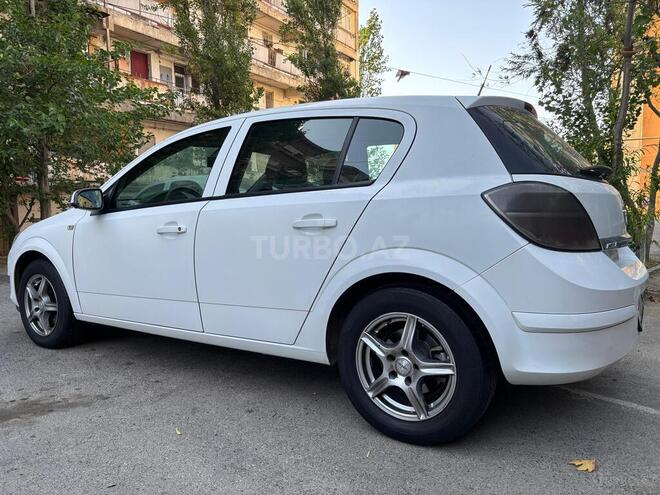 Opel Astra 2009, 420,000 km - 1.3 l - Bakı
