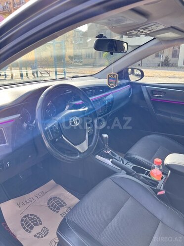 Toyota Corolla 2016, 147,492 km - 1.8 l - Bakı