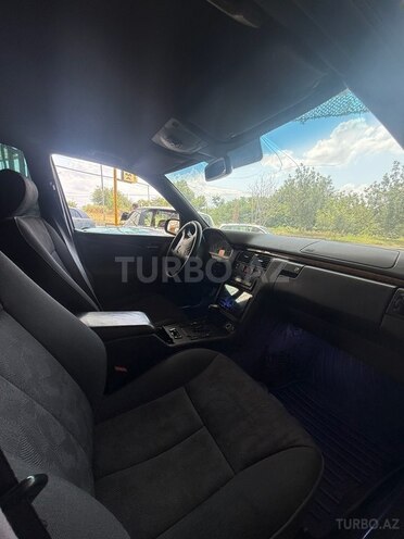Mercedes E 270 1999, 420,000 km - 2.7 л - Bakı