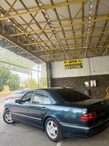 Mercedes E 270 1999, 420,000 km - 2.7 л - Bakı