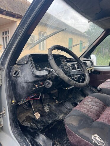 GAZ 33021 2001, 80,595 km - 2.1 л - Samux