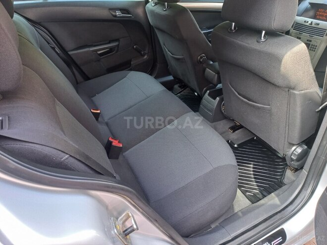 Opel Astra-13
