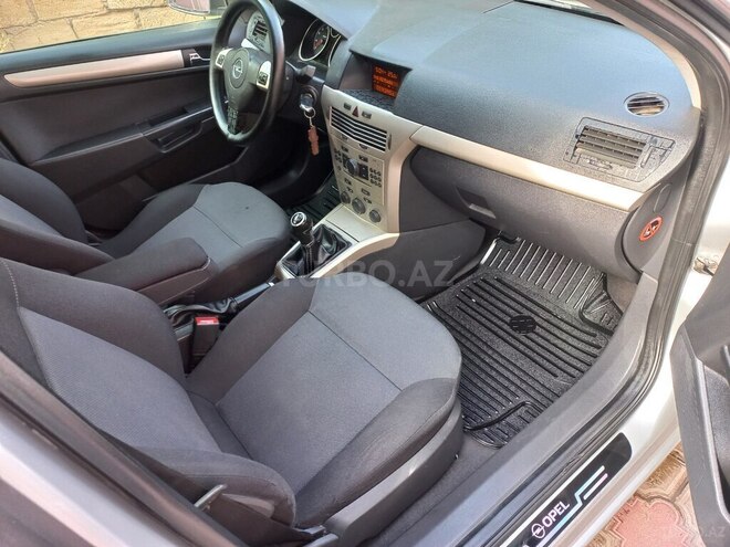Opel Astra-10