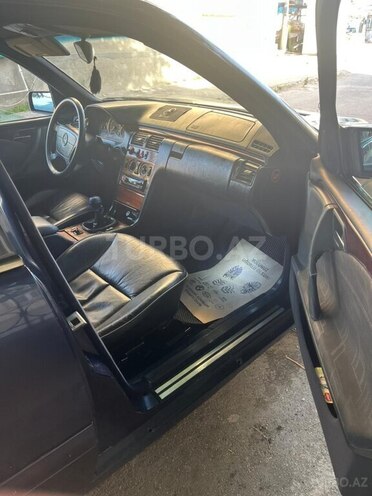 Mercedes E 220 d 1999, 311,000 km - 2.2 л - Bakı