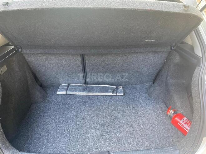 Toyota Corolla 2005, 193,000 km - 1.4 l - Sumqayıt