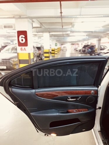 Lexus LS 460 2008, 287,000 km - 4.6 l - Bakı