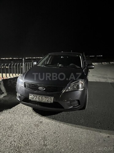 Kia Ceed 2009, 301,000 km - 1.4 л - Gəncə