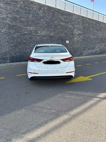 Hyundai Elantra 2017, 74,357 km - 2.0 l - Bakı