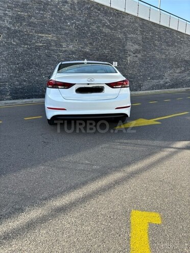 Hyundai Elantra 2017, 74,357 km - 2.0 l - Bakı