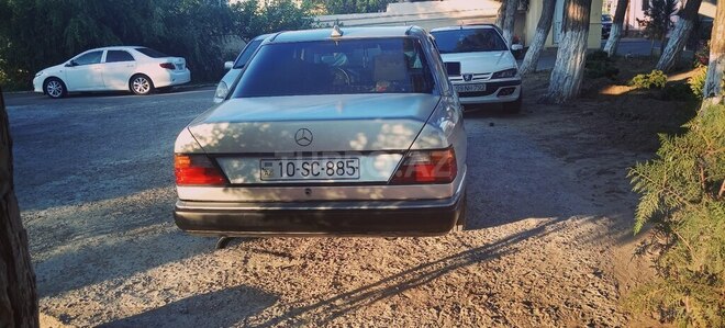 Mercedes E 200 d 1991, 356,895 km - 2.0 л - Bakı