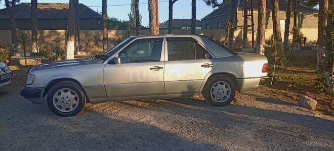 Mercedes E 200 d 1991, 356,895 km - 2.0 л - Bakı
