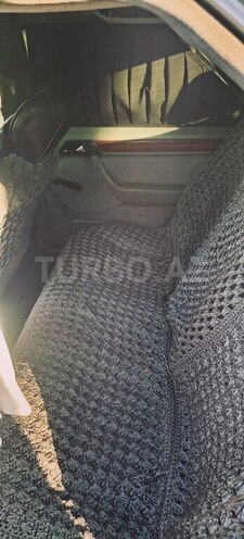 Mercedes E 200 d 1991, 356,895 km - 2.0 л - Bakı