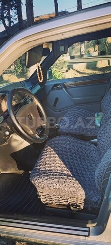 Mercedes E 200 d 1991, 356,895 km - 2.0 л - Bakı