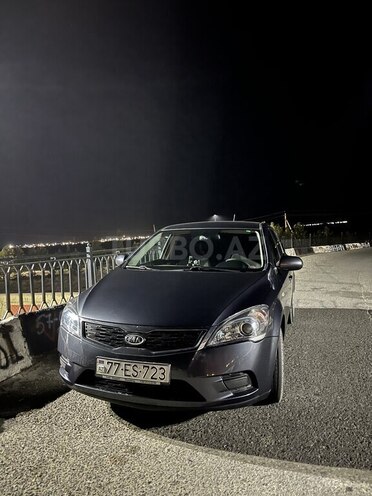 Kia Ceed 2009, 301,000 km - 1.4 л - Gəncə