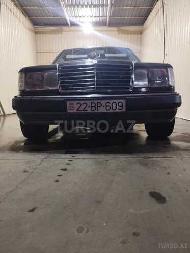 Mercedes E 220 1993, 260,000 km - 2.2 l - Goranboy