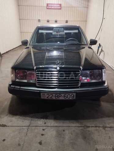 Mercedes E 220 1993, 260,000 km - 2.2 l - Goranboy
