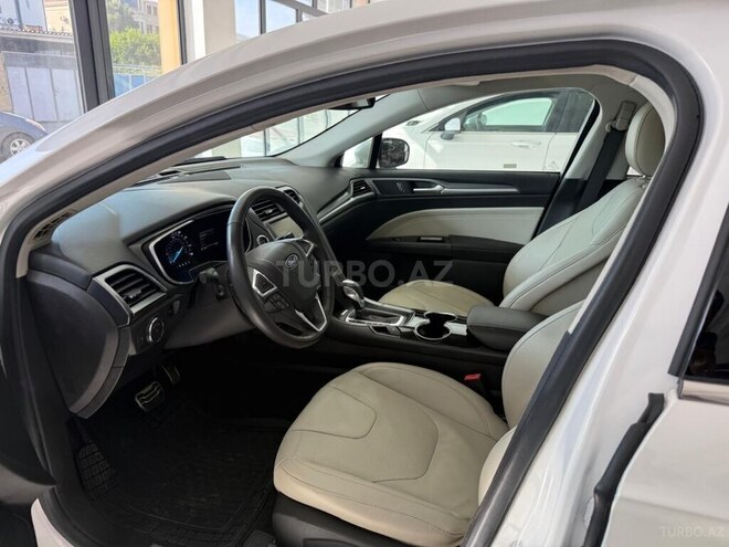 Ford Fusion (North America)-11