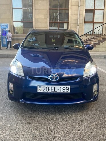 Toyota Prius-1