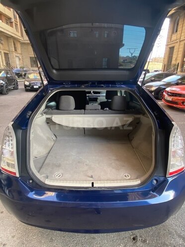 Toyota Prius-7