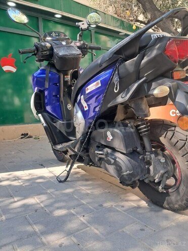 Yamaha RayZR Street Rally 125-2